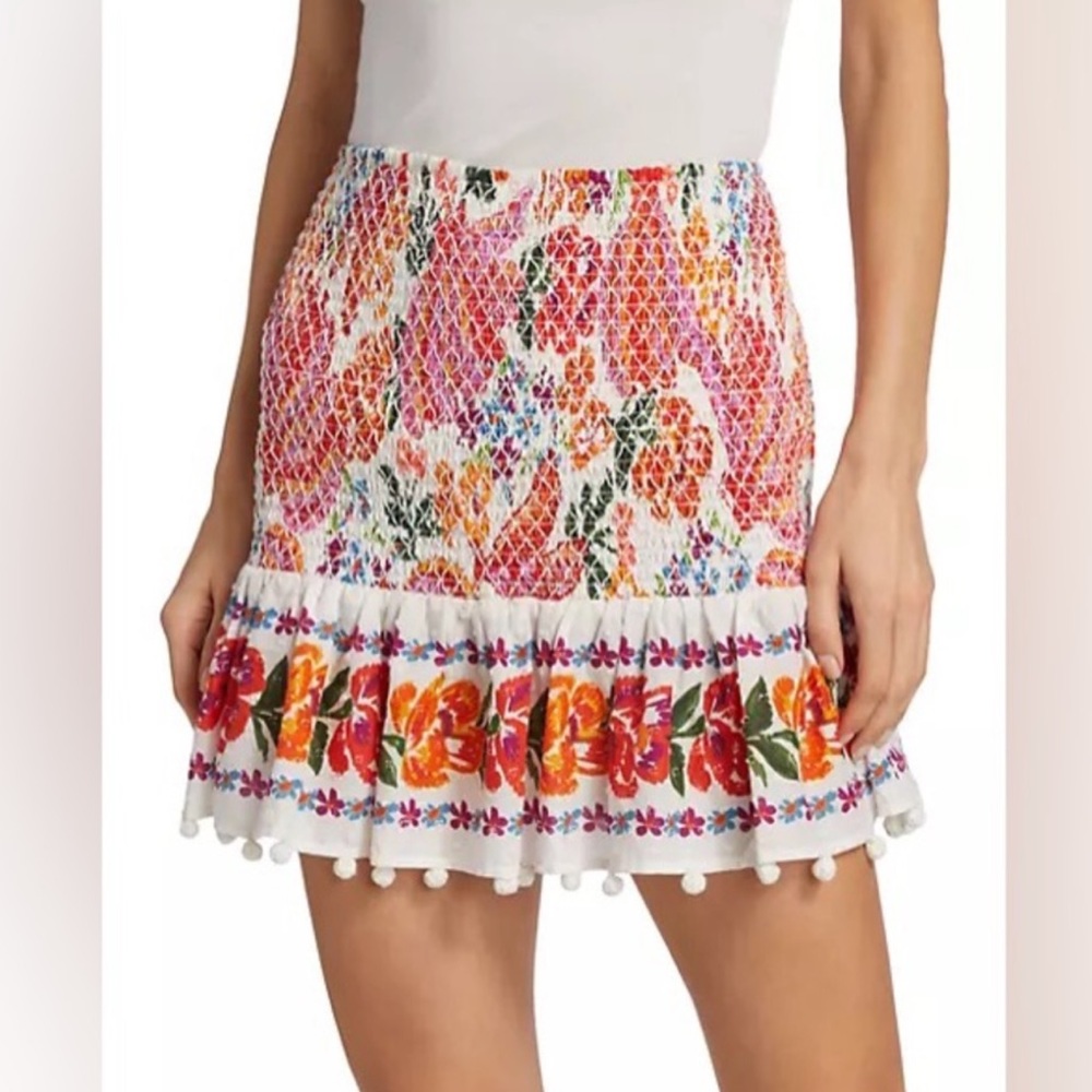 FARM Rio Spring Banana mini skirt size Medium